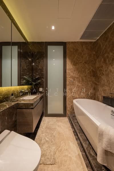 28 Chidlom, Bangkok, 28 Chit Lom Alley, Lumphini, Pathum Wan, Bangkok, 3 Bedrooms, 137 sqm, Condo For Sale, by Sasithon Phonchuai, 500480356 - DDproperty.com