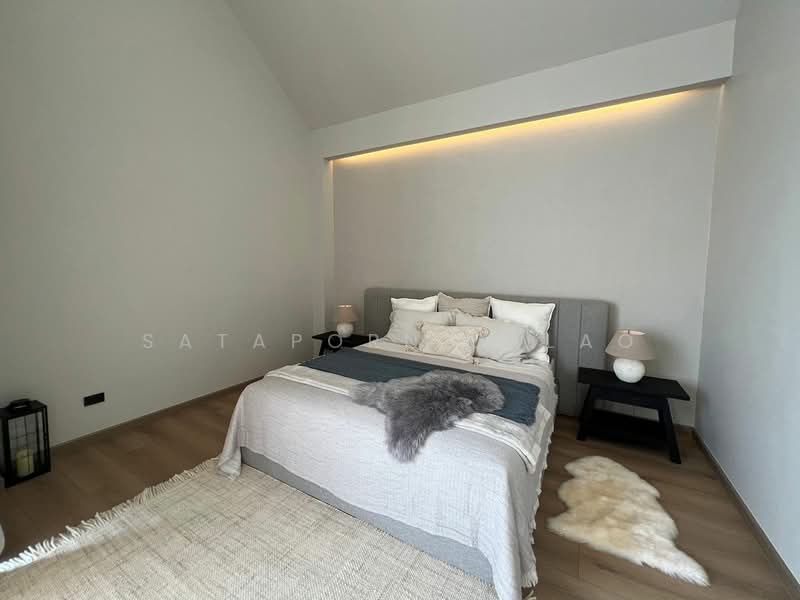 4-BR House, Bangkok, Phra Kanong Nua, Watthana, Bangkok, 4 Bedrooms, 486 sqm, Single Detached House For Sale, by Sataporn Jalao, 500480366 - DDproperty.com