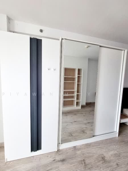 Supalai Park Ekkamai-Thonglor, Bangkok, Petchaburi Road, Bang Kapi, Huai Khwang, Bangkok, 1 Bedroom, 56 sqm, Condo For Sale, by Piyawan Maiyapan, 500480377 - DDproperty.com