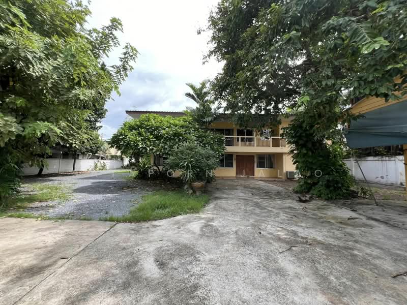 7-BR House, Bangkok, Samsen Nai, Phaya Thai, Bangkok, 7 Bedrooms, 434 sqm, Single Detached House For Sale, by Sataporn Jalao, 500480382 - DDproperty.com