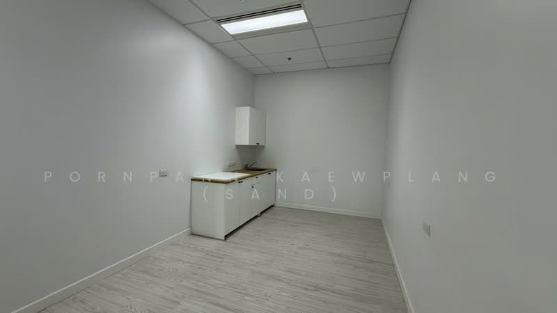 Office for Rent Park Silom | 396 sq.m. | 1,200 THB/sqm | Direct Skywalk BTS Saladaeng & MRT Si Lom, Bangkok, Silom, Bang Rak, Bangkok, , 396 sqm, Office Space For Rent, by Pornpann Kaewplang (Sand), 500480425 - DDproperty.com