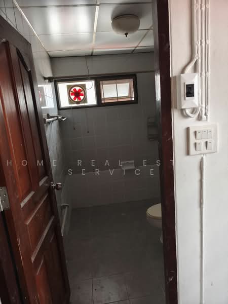 บ้านมณียา ท่าอิฐ, Nonthaburi, Sai Ma, Muang Nonthaburi, Nonthaburi, 4 Bedrooms, 250 sqm, Single Detached House For Sale, by HOME Real Estate Service, 500480434 - DDproperty.com