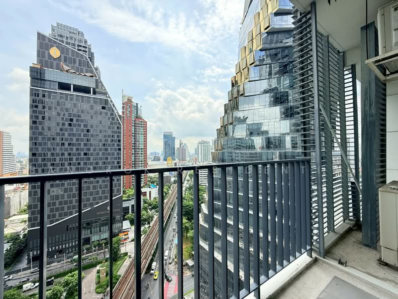 Siri At Sukhumvit, Bangkok, 902 Sukhumvit Road, Phra Kanong, Khlong Toei, Bangkok, 2 Bedrooms, 70 sqm, Condo For Rent, by Bangkok Residential, 500480475 - DDproperty.com