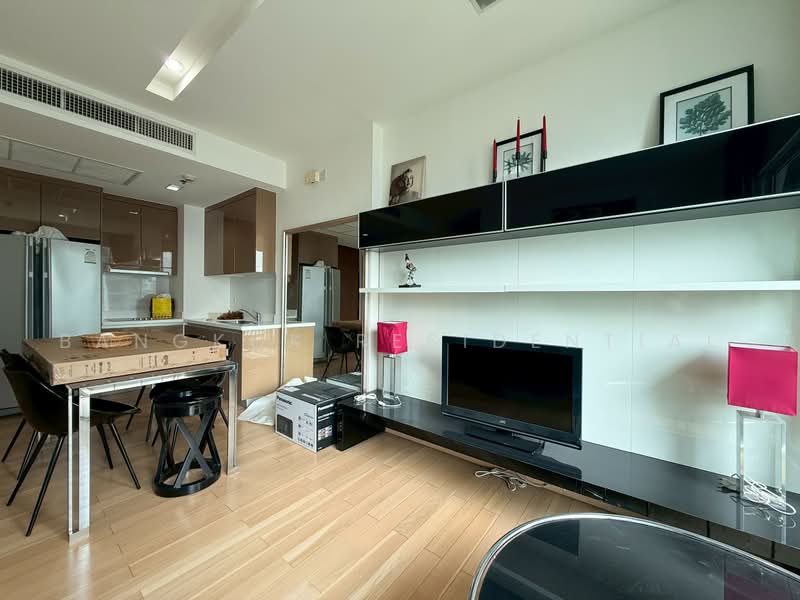 Siri At Sukhumvit, Bangkok, 902 Sukhumvit Road, Phra Kanong, Khlong Toei, Bangkok, 2 Bedrooms, 70 sqm, Condo For Rent, by Bangkok Residential, 500480475 - DDproperty.com