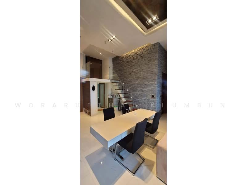 59 Heritage, Bangkok, 18 Soi Sukhumvit 59, Khlong Tan Nua, Watthana, Bangkok, 4 Bedrooms, 200 sqm, Condo For Rent, by Woraruethai Klumbun, 500480499 - DDproperty.com