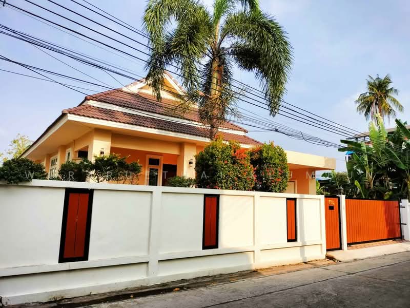 3-BR House, Bangkok, Bang Waek, Phasi Charoen, Bangkok, 3 Bedrooms, 150 sqm, Single Detached House For Sale, by Woraruethai Klumbun, 500480520 - DDproperty.com