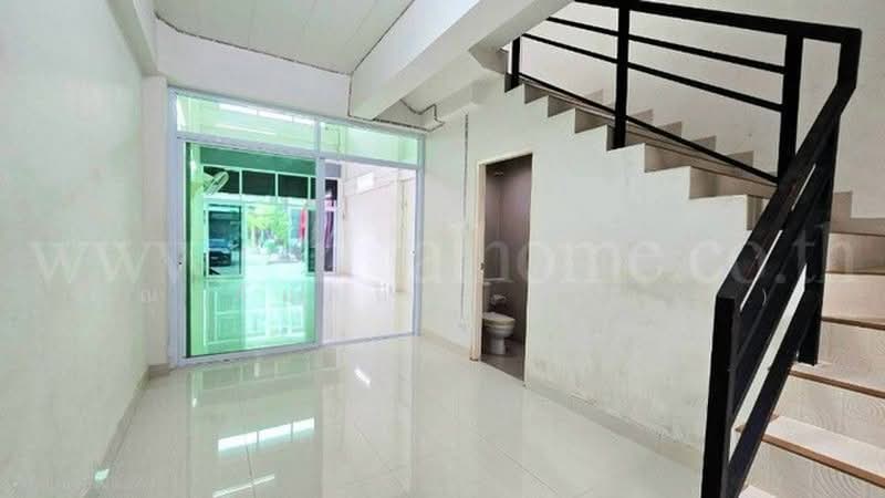 ย่านตลาดไท, Pathum Thani, เทพกุญชร 2, Khlong Nung, Khlong Luang, Pathum Thani, , 400 sqm, Shophouse For Sale, by คุณ ศันสนีย์ ( เก๋ ), 500480578 - DDproperty.com