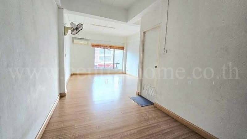 ย่านตลาดไท, Pathum Thani, เทพกุญชร 2, Khlong Nung, Khlong Luang, Pathum Thani, , 400 sqm, Shophouse For Sale, by คุณ ศันสนีย์ ( เก๋ ), 500480578 - DDproperty.com