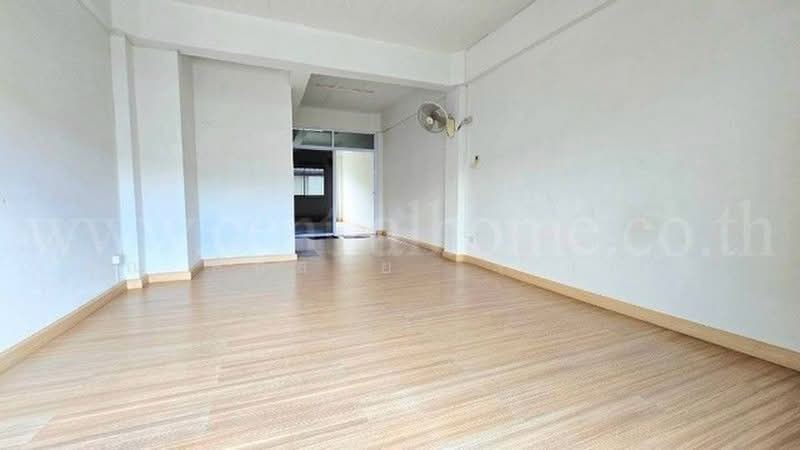 ย่านตลาดไท, Pathum Thani, เทพกุญชร 2, Khlong Nung, Khlong Luang, Pathum Thani, , 400 sqm, Shophouse For Sale, by คุณ ศันสนีย์ ( เก๋ ), 500480578 - DDproperty.com