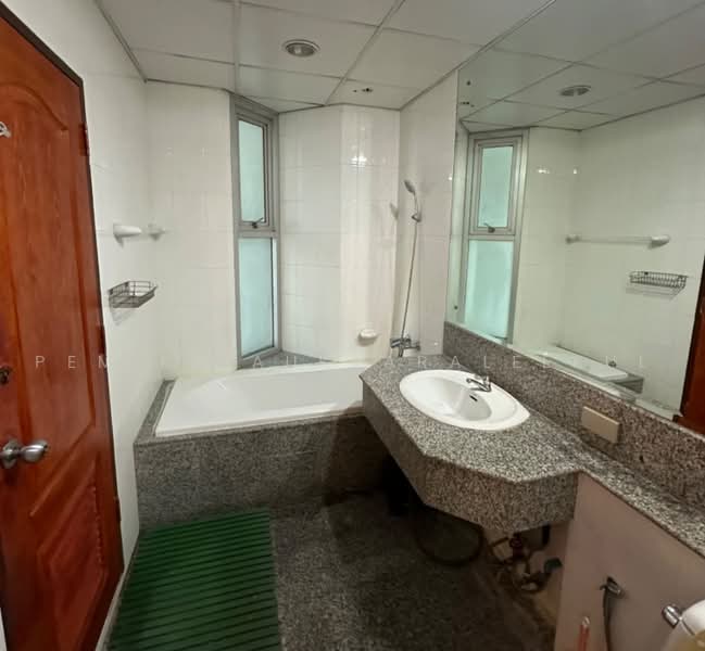 Sathorn House, Bangkok, Sathorn, Silom, Bang Rak, Bangkok, 2 Bedrooms, 53 sqm, Condo For Sale, by Pemika Aukkaraleekul, 500480582 - DDproperty.com