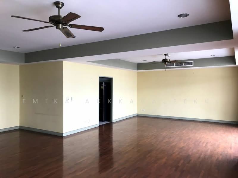 La Cascade, Bangkok, Eakamai, Khlong Tan Nua, Watthana, Bangkok, 4 Bedrooms, 360 sqm, Condo For Sale, by Pemika Aukkaraleekul, 500480587 - DDproperty.com