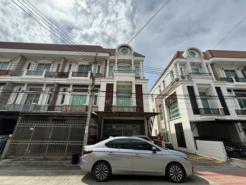 พรีเมี่ยม เพลส 3 เอกมัย-รามอินทรา (Premium Place 3 Ekamai-Ramindra), กรุงเทพ, ถนนนวลจันทร์, คลองกุ่ม, บึงกุ่ม, กรุงเทพ, 150 ตร.ม., ทาวน์เฮ้าส์ ขาย, โดย คุณ พรทิพย์ จันทร์หา (ปุ๋ย), 500480592 - DDproperty.com