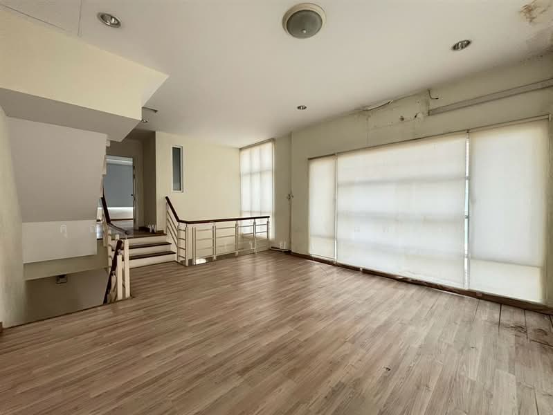 พรีเมี่ยม เพลส 3 เอกมัย-รามอินทรา (Premium Place 3 Ekamai-Ramindra), กรุงเทพ, ถนนนวลจันทร์, คลองกุ่ม, บึงกุ่ม, กรุงเทพ, 150 ตร.ม., ทาวน์เฮ้าส์ ขาย, โดย คุณ พรทิพย์ จันทร์หา (ปุ๋ย), 500480592 - DDproperty.com