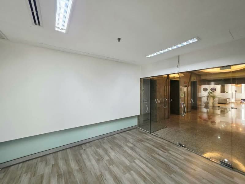Prime Office Space Asoke - Phetchaburi | 308 sq.m. | 550 THB/sq.m. | MRT Phetchaburi / BTS Asoke, Bangkok, Khlongtoei Nua, Watthana, Bangkok, , 308 sqm, Office Space For Rent, by Pornpann Kaewplang (Sand), 500480600 - DDproperty.com