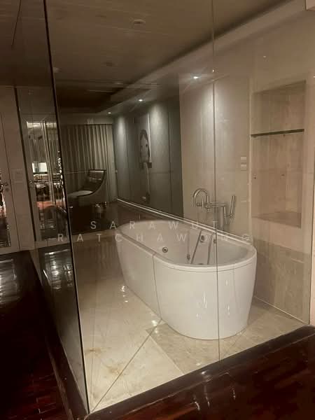 State Tower, Bangkok, 1055 Silom Road, Silom, Bang Rak, Bangkok, 2 Bedrooms, 267 sqm, Condo For Rent, by Sarawut Ratchawong, 500480603 - DDproperty.com