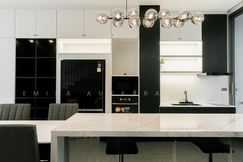 LUXE 35 Ratchada-Ladprao, Bangkok, Soi Lat Phrao 35, Lat Phrao Road, Chan Kasem, Chatuchak, Bangkok, 3 Bedrooms, 263 sqm, Townhouse For Sale, by Pemika Aukkaraleekul, 500480637 - DDproperty.com