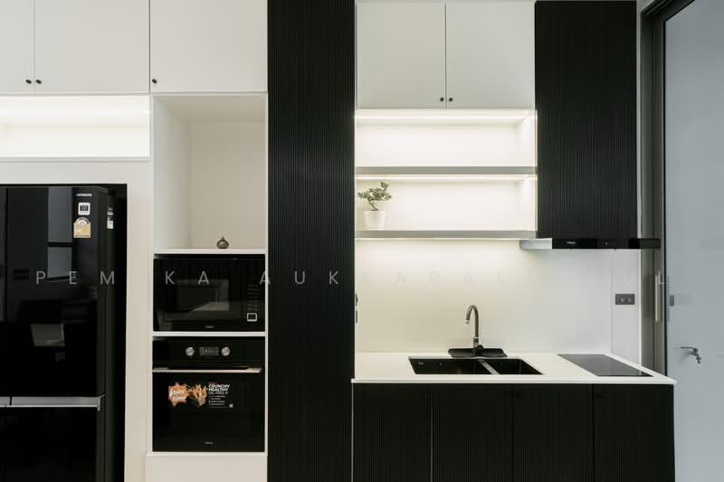LUXE 35 Ratchada-Ladprao, Bangkok, Soi Lat Phrao 35, Lat Phrao Road, Chan Kasem, Chatuchak, Bangkok, 3 Bedrooms, 263 sqm, Townhouse For Sale, by Pemika Aukkaraleekul, 500480637 - DDproperty.com