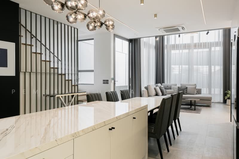 LUXE 35 Ratchada-Ladprao, Bangkok, Soi Lat Phrao 35, Lat Phrao Road, Chan Kasem, Chatuchak, Bangkok, 3 Bedrooms, 263 sqm, Townhouse For Sale, by Pemika Aukkaraleekul, 500480637 - DDproperty.com