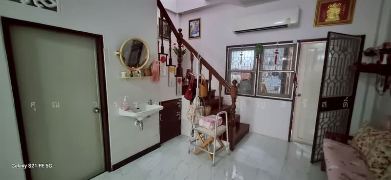 ทาวน์โฮม 3 ชั้น 18.4 ตร.ว. ใกล้ห้างเซ็นทรัลลาดพร้าว ซอยลาดพร้าว47 (สะพาน2), กรุงเทพ, ถนนลาดพร้าว, สะพานสอง, วังทองหลาง, กรุงเทพ, 130 ตร.ม., ทาวน์เฮ้าส์ ขาย, โดย คุณ วรรณรัช บุญสวัสดิ์ (วิน), 500480646 - DDproperty.com