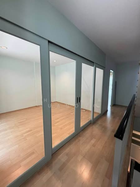 Noble Cube Pattanakarn, Bangkok, Phatthanakan Road, Suan Luang, Bangkok, 3 Bedrooms, 190 sqm, Townhouse For Rent, by Thachaya Buanong, 500480689 - DDproperty.com