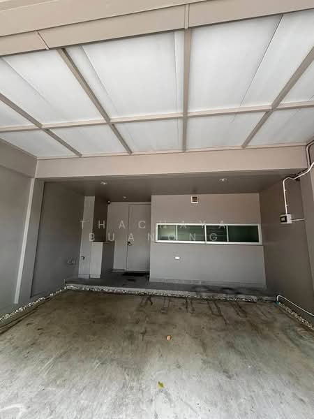 Noble Cube Pattanakarn, Bangkok, Phatthanakan Road, Suan Luang, Bangkok, 3 Bedrooms, 190 sqm, Townhouse For Rent, by Thachaya Buanong, 500480689 - DDproperty.com