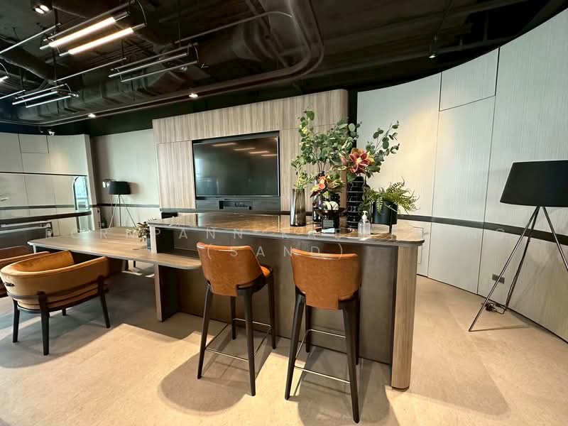 Ultra-Luxury Modern Workspace Rajdamri - Chidlom | 275.90 sq.m. Fully Fitted | BTS Chidlom - Siam, Bangkok, Lumphini, Pathum Wan, Bangkok, , 276 sqm, Office Space For Rent, by Pornpann Kaewplang (Sand), 500480695 - DDproperty.com