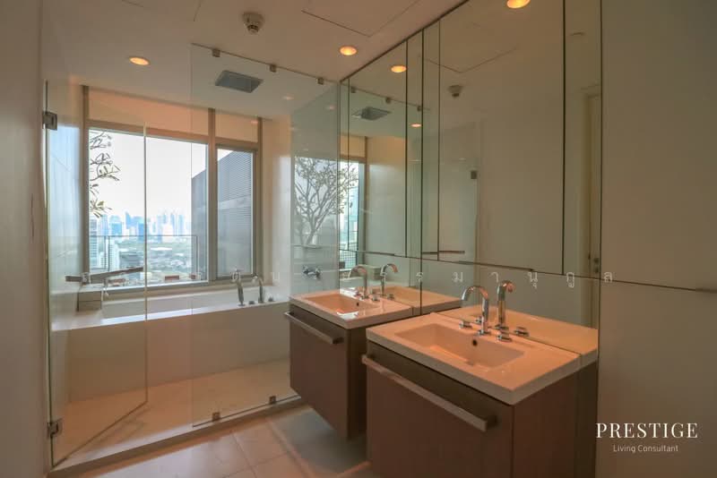 185 Rajadamri, Bangkok, 185 Rajadamri Road, Lumphini, Pathum Wan, Bangkok, 2 Bedrooms, 145 sqm, Condo For Sale, by Tawanrat Thummanukul, 500480708 - DDproperty.com