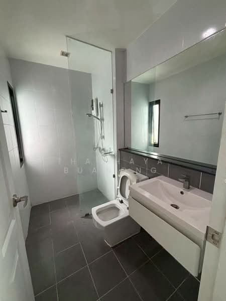 undefined, Bangkok, Lat Phrao, Bangkok, 4 Bedrooms, 180 sqm, Townhouse For Sale, by Thachaya Buanong, 500480709 - DDproperty.com