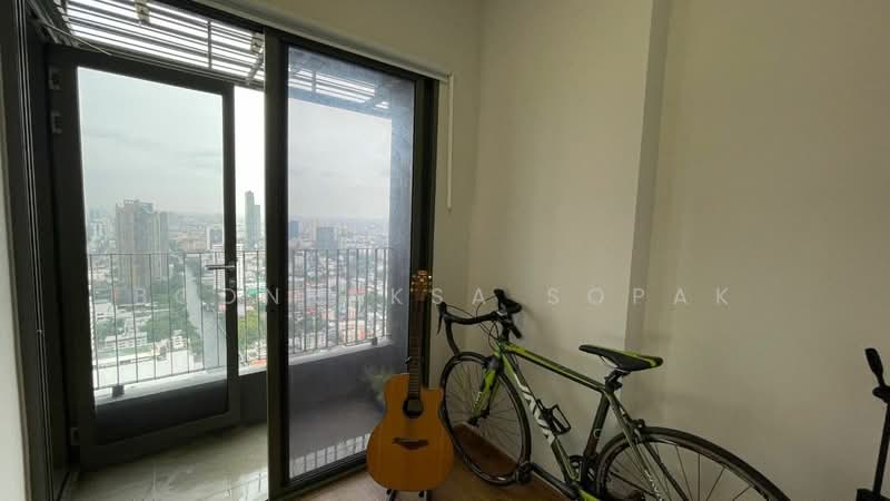 Cloud Thonglor-Phetchaburi, Bangkok, 1986 New Petchaburi Road, Bang Kapi, Huai Khwang, Bangkok, 1 Bedroom, 38 sqm, Condo For Rent, by Boonraksa Sopak, 500480717 - DDproperty.com