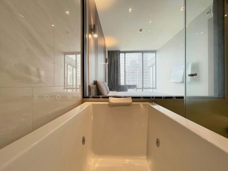 ASHTON Silom, Bangkok, 166 Silom Road, Bang Rak, Bangkok, 2 Bedrooms, 72 sqm, Condo For Rent, by Boonraksa Sopak, 500480729 - DDproperty.com