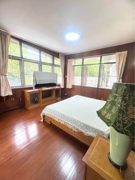 บ้านเดี่ยวซอยปลูกจิต พระราม4, กรุงเทพ, คลองเตย, กรุงเทพ, 250 ตร.ม., บ้านเดี่ยว ให้เช่า, โดย Thiya Chaysabut, 500480742 - DDproperty.com