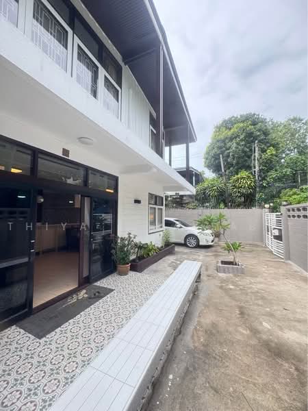 บ้านเดี่ยวซอยปลูกจิต พระราม4, Bangkok, Khlong Toei, Bangkok, 3 Bedrooms, 250 sqm, Single Detached House For Rent, by Thiya Chaysabut, 500480742 - DDproperty.com