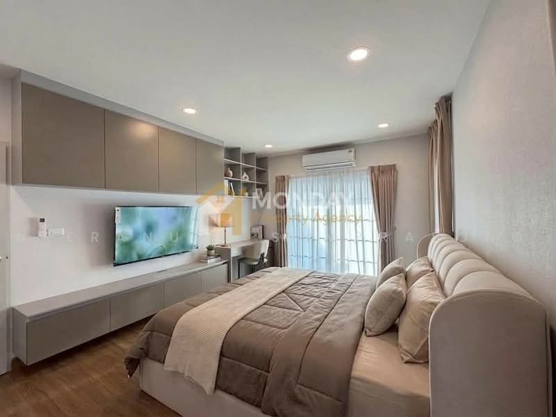 Centro Bangna, Samut Prakan, 111 Soi 3, Bang Kaeo, Bang Plee, Samut Prakan, 4 Bedrooms, 300 sqm, Single Detached House For Sale, by Neeranuch Somprasong, 500480753 - DDproperty.com