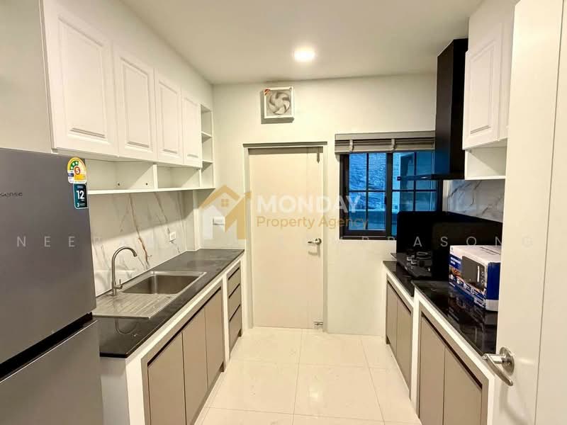 Centro Bangna, Samut Prakan, 111 Soi 3, Bang Kaeo, Bang Plee, Samut Prakan, 4 Bedrooms, 300 sqm, Single Detached House For Sale, by Neeranuch Somprasong, 500480753 - DDproperty.com