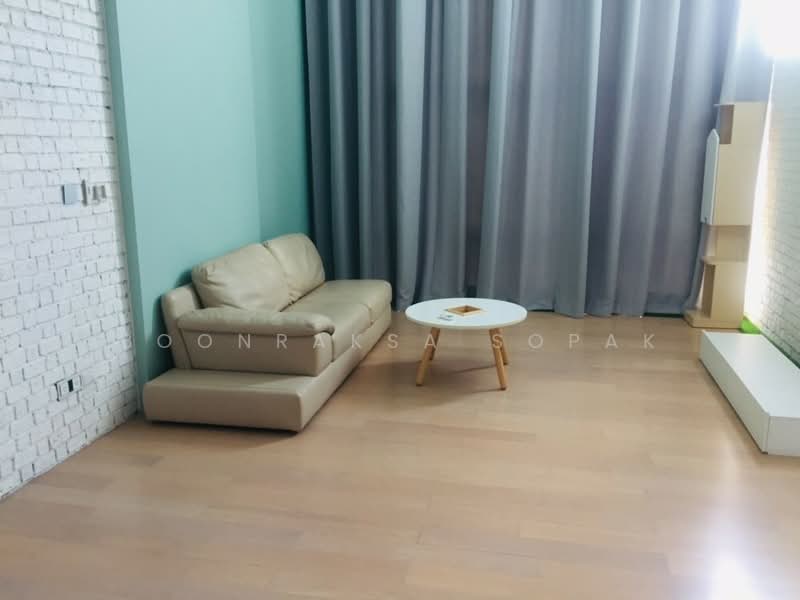 Urbano Absolute Sathon-Taksin, Bangkok, 345 Charoen Nakhon 14/2 Alley, Khlong Ton Sai, Khlong San, Bangkok, 3 Bedrooms, 120 sqm, Condo For Rent, by Boonraksa Sopak, 500480782 - DDproperty.com
