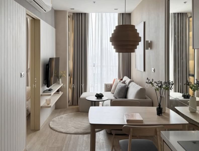 Noble State 39, Bangkok, 35 Soi Sukhumvit 39, Khlong Tan Nua, Watthana, Bangkok, 1 Bedroom, 35 sqm, Condo For Rent, by Thachaya Buanong, 500480800 - DDproperty.com