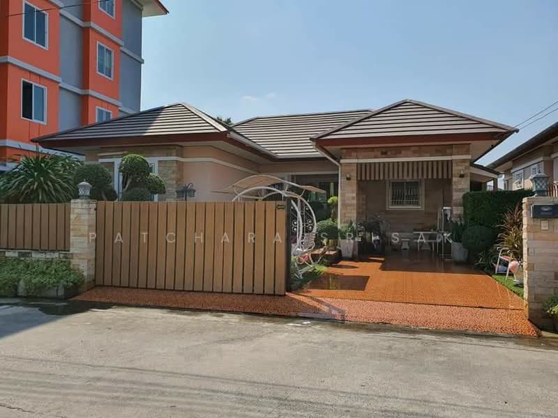 3-BR House, Chon Buri (Pattaya), Nong - Hong, Phan Thong, Chon Buri (Pattaya), 3 Bedrooms, 122 sqm, Single Detached House For Sale, by Patchara Srisak, 500480814 - DDproperty.com