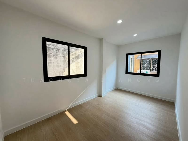 undefined, Bangkok, Chim Plee, Taling Chan, Bangkok, 3 Bedrooms, 204 sqm, Townhouse For Sale, by Thachaya Buanong, 500480848 - DDproperty.com