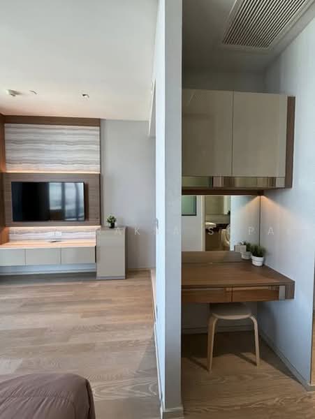 ASHTON Silom, Bangkok, 166 Silom Road, Bang Rak, Bangkok, 1 Bedroom, 36 sqm, Condo For Rent, by Boonraksa Sopak, 500480865 - DDproperty.com