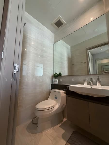 ASHTON Silom, Bangkok, 166 Silom Road, Bang Rak, Bangkok, 1 Bedroom, 36 sqm, Condo For Rent, by Boonraksa Sopak, 500480865 - DDproperty.com
