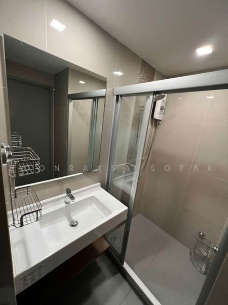 IDEO Sathorn-Wongwian Yai, Bangkok, 219 Soi Krung Thonburi 1, Khlong Ton Sai, Khlong San, Bangkok, 1 Bedroom, 37 sqm, Condo For Rent, by Boonraksa Sopak, 500480900 - DDproperty.com