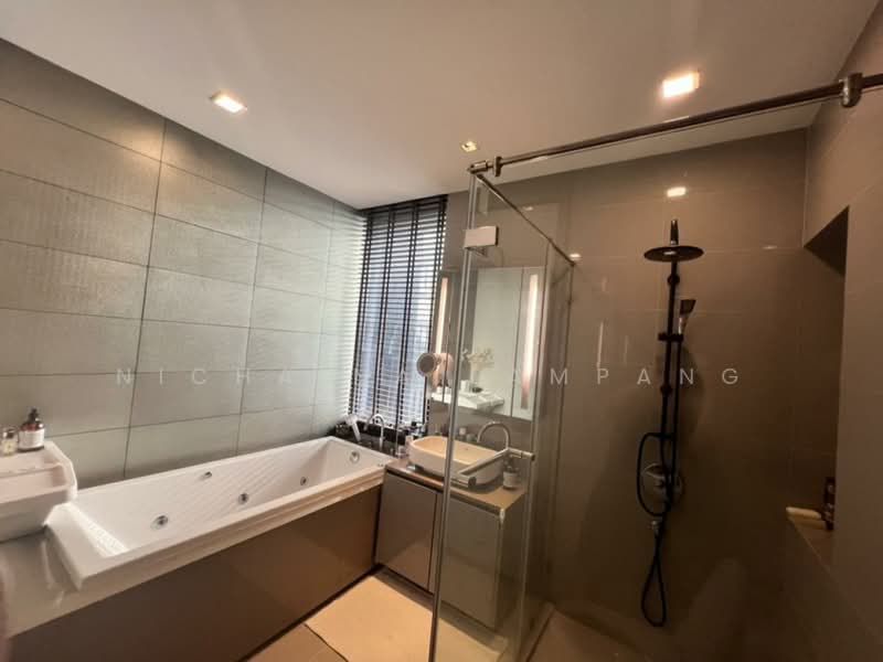 M Silom, Bangkok, 26 Narathiwas Ratchanakarin Road, Suriyawong, Bang Rak, Bangkok, 2 Bedrooms, 89 sqm, Condo For Sale, by Nicha Na Lampang, 500480919 - DDproperty.com