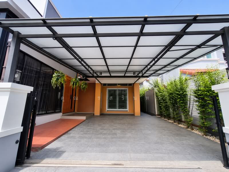 Siwalee Ratchaphruek, Nonthaburi, Ratchaphruek Road, Mahasawat, Bang Kruai, Nonthaburi, 3 Bedrooms, 350 sqm, Single Detached House For Sale, by คุณ รสรินทร์, 500480943 - DDproperty.com