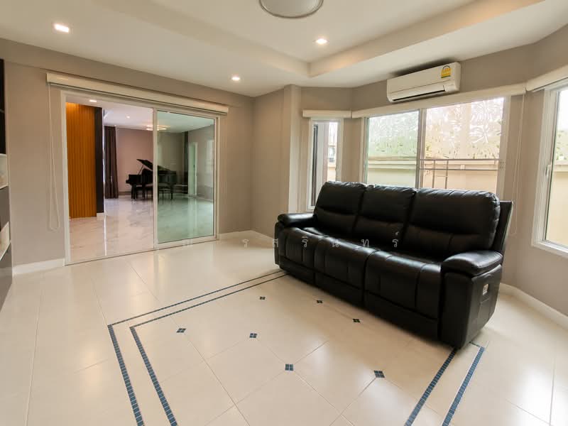 Siwalee Ratchaphruek, Nonthaburi, Ratchaphruek Road, Mahasawat, Bang Kruai, Nonthaburi, 3 Bedrooms, 350 sqm, Single Detached House For Sale, by คุณ รสรินทร์, 500480943 - DDproperty.com