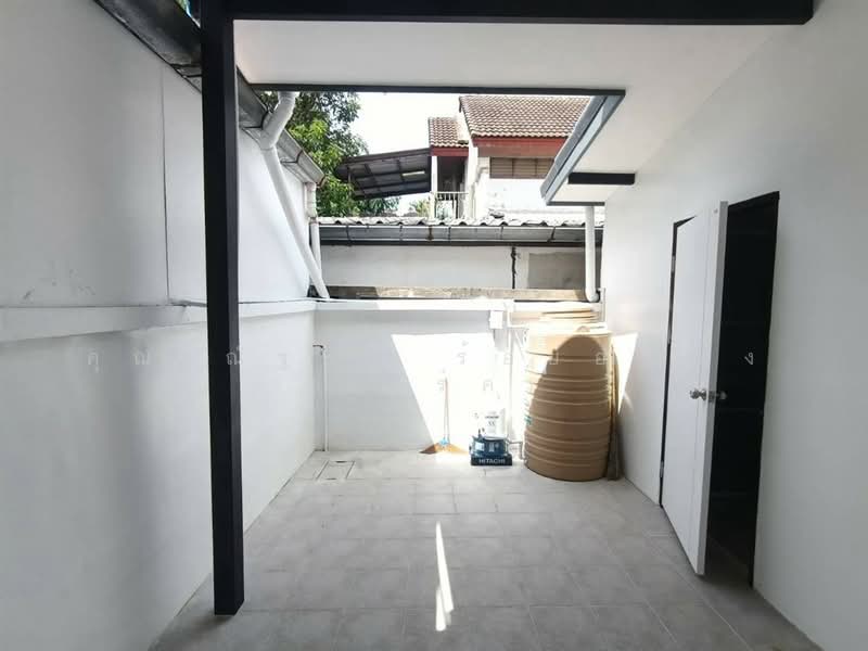 บ้านแฝด 2 ชั้น 34.6 ตร.ว. ใกล้สถานีรถไฟฟ้า กม.4 สายสีชมพู ซอยรามอินทรา8 แยก5, Bangkok, ถนนรามอินทรา, Anusaowari, Bang Khen, Bangkok, 3 Bedrooms, 140 sqm, Semi-Detached House (Twin House) For Sale, by คุณ ณัฐพล ร้อยอำแพง (มาร์ค), 500480948 - DDproperty.com