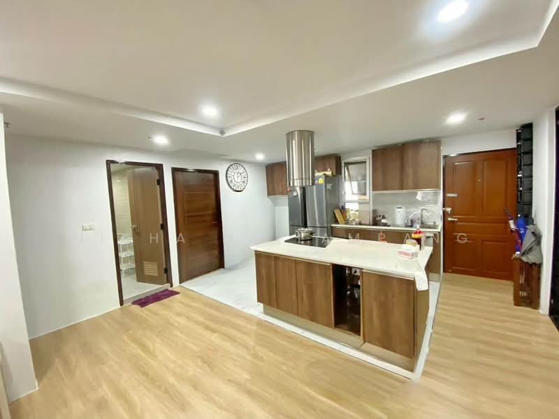 Resorta Yen-Akat, Bangkok, 270 87 Soi Amon, Chong Nonsi, Yan Nawa, Bangkok, 5 Bedrooms, 161 sqm, Condo For Sale, by Nicha Na Lampang, 500480986 - DDproperty.com