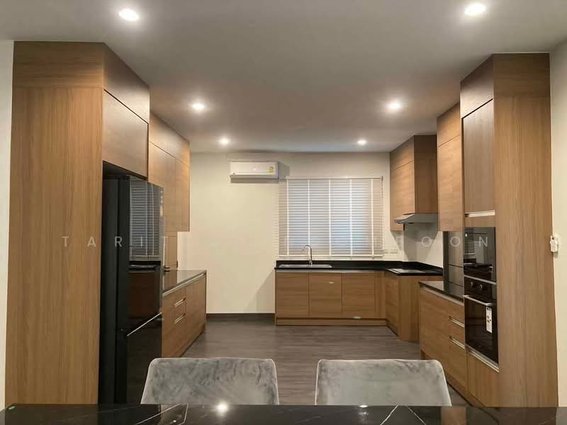 บ้าน 4-ห้องนอน, กรุงเทพ, พระโขนงเหนือ, วัฒนา, กรุงเทพ, 330 ตร.ม., บ้านเดี่ยว ขาย, โดย Tarit Chinsomboon, 500480992 - DDproperty.com