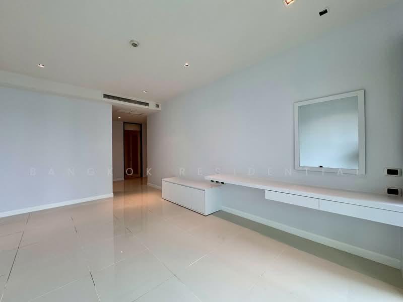 The Lakes, Bangkok, 123 Ratchadaphisek Road, Khlong Toei, Bangkok, 2 Bedrooms, 177 sqm, Condo For Rent, by Bangkok Residential, 500481050 - DDproperty.com