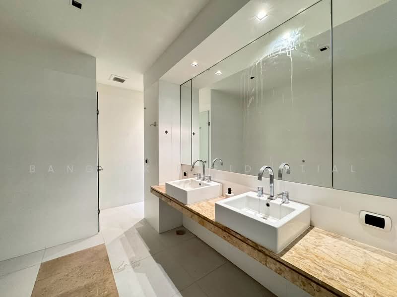 The Lakes, Bangkok, 123 Ratchadaphisek Road, Khlong Toei, Bangkok, 2 Bedrooms, 177 sqm, Condo For Rent, by Bangkok Residential, 500481050 - DDproperty.com