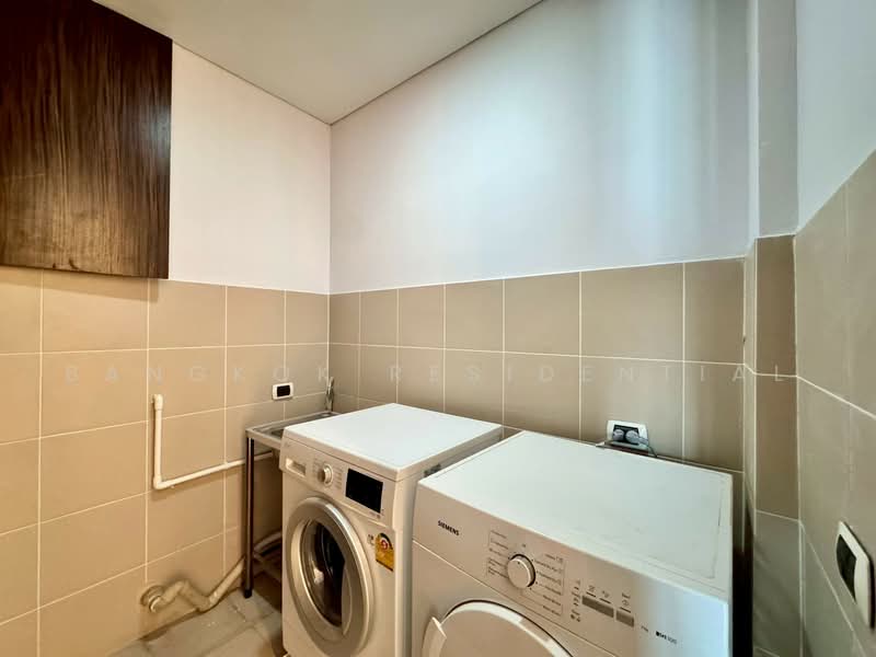 The Lakes, Bangkok, 123 Ratchadaphisek Road, Khlong Toei, Bangkok, 2 Bedrooms, 177 sqm, Condo For Rent, by Bangkok Residential, 500481050 - DDproperty.com
